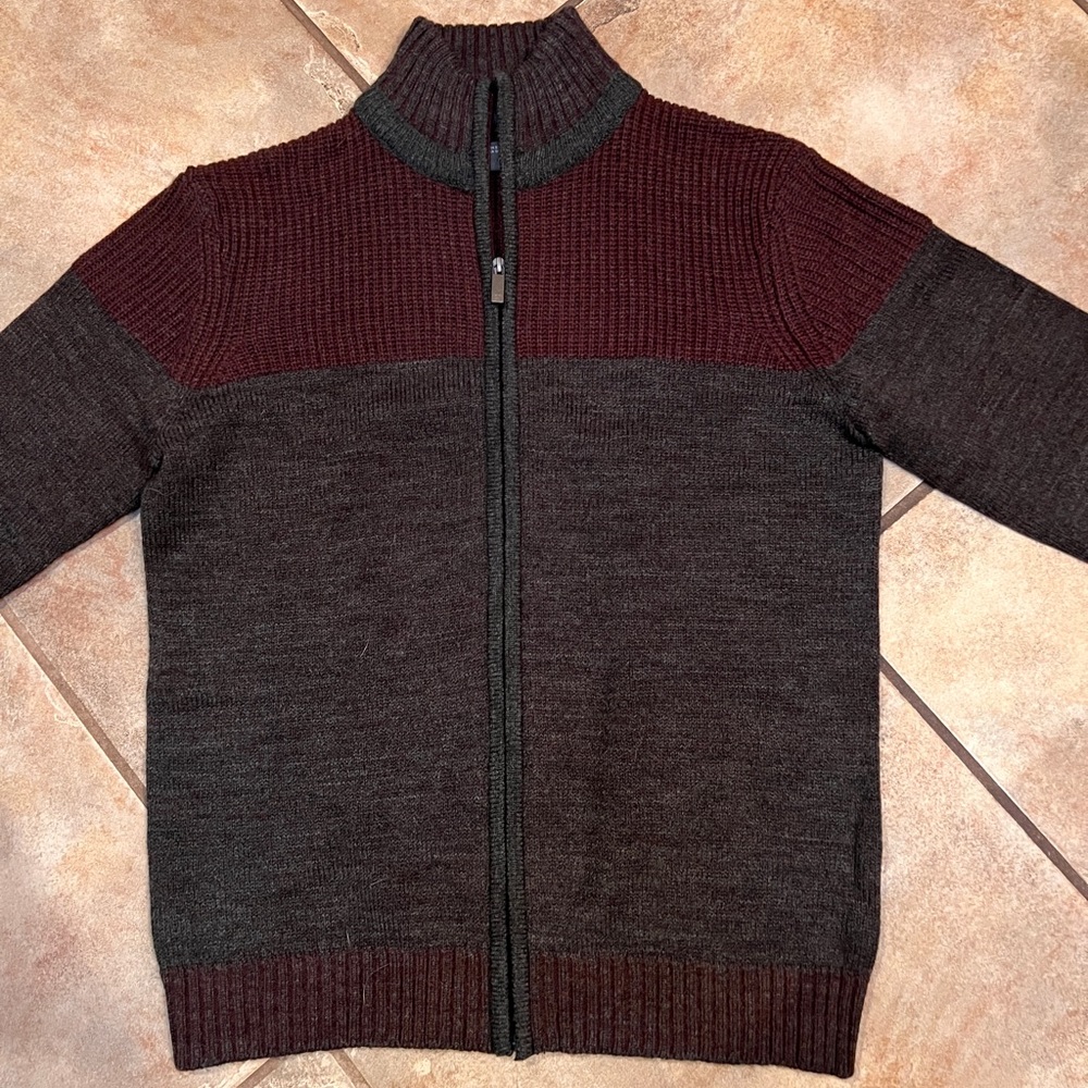 Kenneth Cole Reaction Full-Zip sweater. Like new. Never worn.